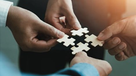Why Is Co-Selling Suddenly So Important?